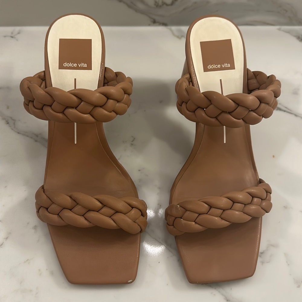 Dolce Vita Paily Caramel Sandal size 8